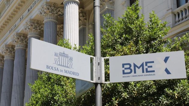 El Ibex 35 alcanza máximos históricos tras superar los 15.900 puntos