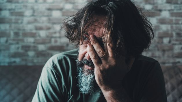 Un conserje adicto al alcohol y la cocaína consigue una pensión de incapacidad permanente absoluta para toda la vida: confirmado por la justicia