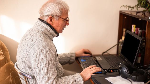 La nueva medida de Alemania para solucionar la falta de trabajadores: ofrecen 2.000 euros libres de impuestos a jubilados que quieran seguir trabajando