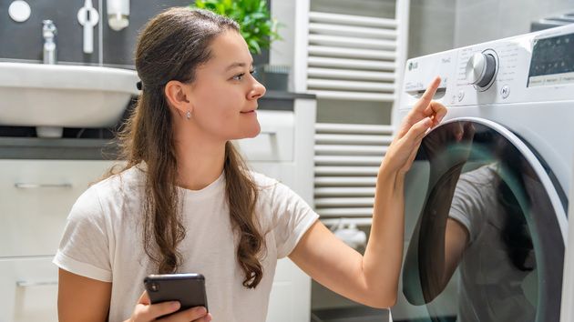 El precio de la luz hoy jueves 30 de octubre de 2025: las horas más baratas y caras dentro del PVPC