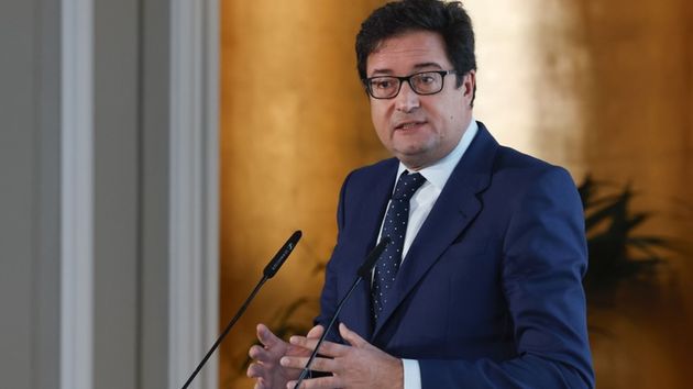 Función Pública pone fecha a la negociación colectiva y CSIF avisa: exige en la misma una oferta económica para mejorar las retribuciones de los empleados públicos