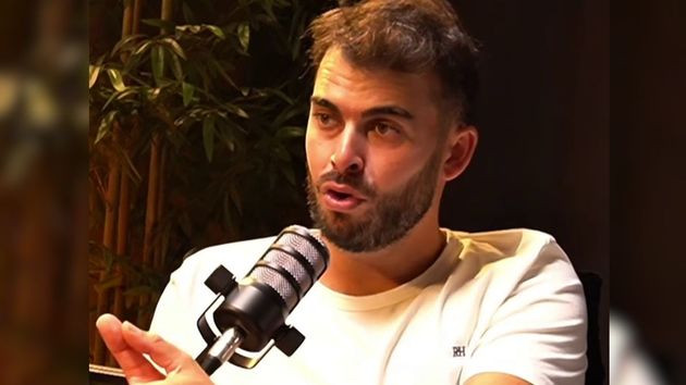 Javier López, agricultor, sin pelos en la lengua: “O como o pago la cuota de autónomo. Están apretando el tornillo, y hasta que reviente”