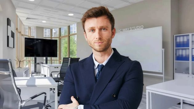 Víctor Arpa, abogado laboralista sobre la subida de las pensiones de incapacidad permanente para 2026: "llegarán hasta los 3.355 euros y las más vulnerables crecerán por encima del IPC"