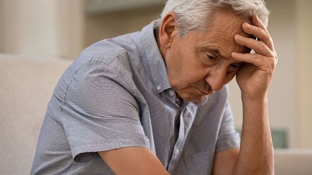 La Seguridad Social niega la pensión de jubilación a un hombre de 66 años a pesar de tener 30 años cotizados, por no cumplir con la carencia específica y deber 22.082,99 euros en cuotas