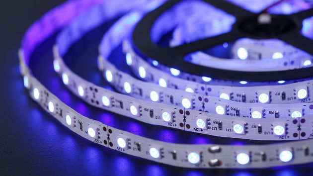 Precio de la luz miércoles, 5 de noviembre de 2025 por horas: cuándo es más barata y más cara en el día en el mercado mayorista	