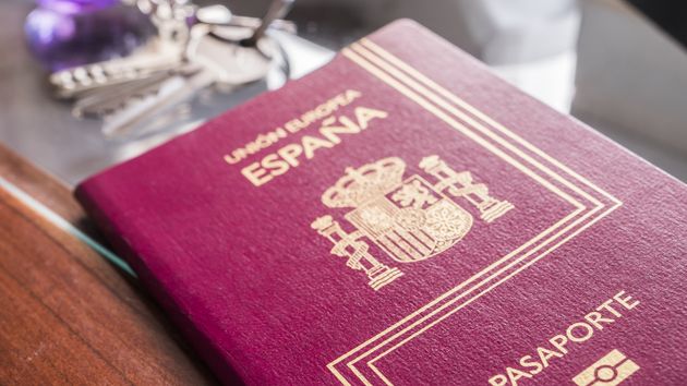 Tres personas de origen venezolano y colombiano pierden la nacionalidad española a pesar de alegar discriminación después de que sus familiares sí la consiguieron con los mismos documentos