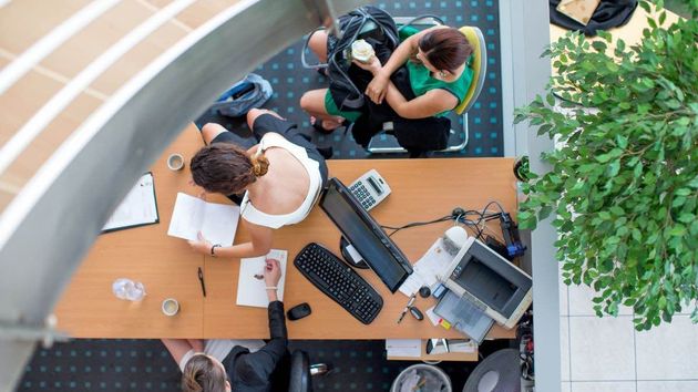 Qué es el ‘job hopping’ que cada vez realizan más trabajadores