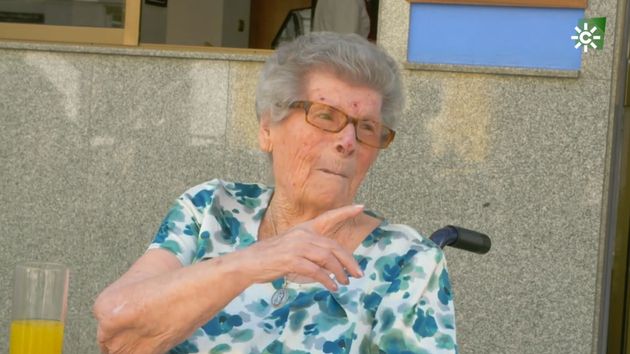 Varios jubilados mayores de 100 años: “La gente tenía más hambre que la mar…, en mi boda saltaron por las mesas porque había mucha hambre”
