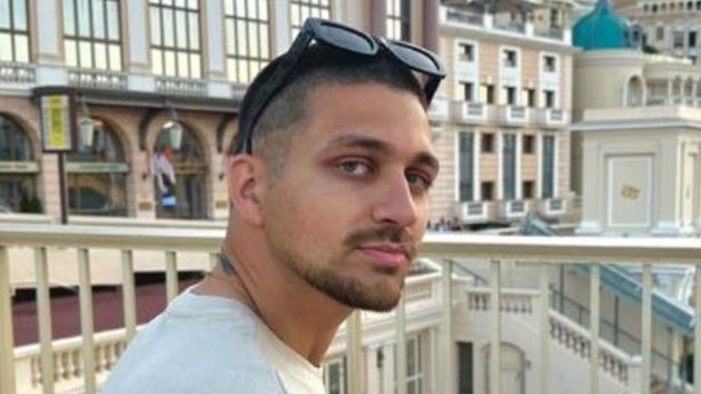 Alejandro, joven de 27 años que trabaja en un hotel en Suiza: “En España gano 1.200 euros, aquí 2.200 euros netos al mes pelando patatas y no gasto nada”