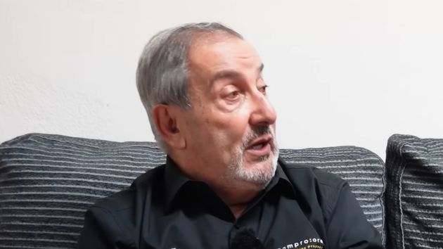 Josep, propietario de un compro oro que mueve medio millón al mes: "De cada gramo apenas ganamos entre 2 y 3%, el resto se lo llevan Hacienda y el riesgo de mercado"