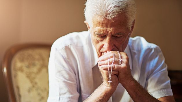 Varios jubilados de más de 70 años hablan claro: “no hemos trabajado toda nuestra vida para vivir ahora en la pobreza”