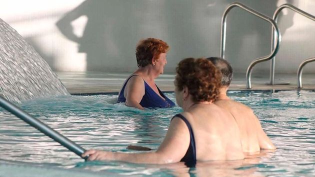 El Imserso oferta tratamientos en aguas medicinales a precios ridículos: requisitos y plazos para apuntarse