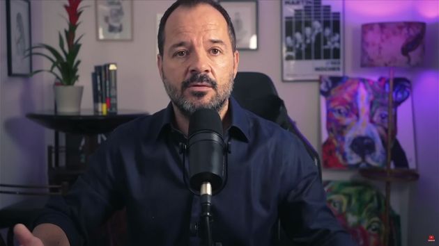 Ángel Martín, presentador: “Si tienes perro olvídate de ahorrar. Es imposible”