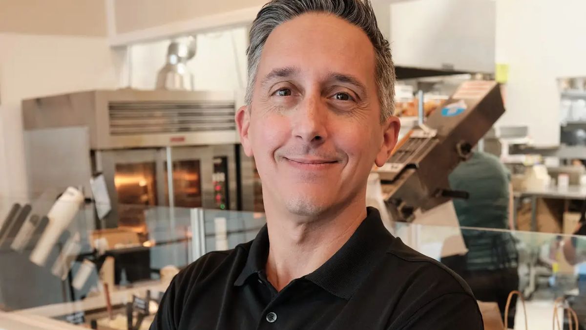 Jeff Perera, fundador de 'Jeff's Bagel Run'