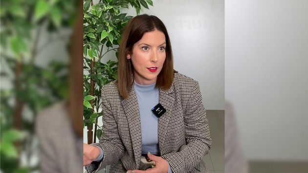 Carmen, doula: “Somos complementarias a las matronas, nunca vamos a sustituir a ningún profesional sanitario. Lo bueno de esta formación es que sales directamente a trabajar”