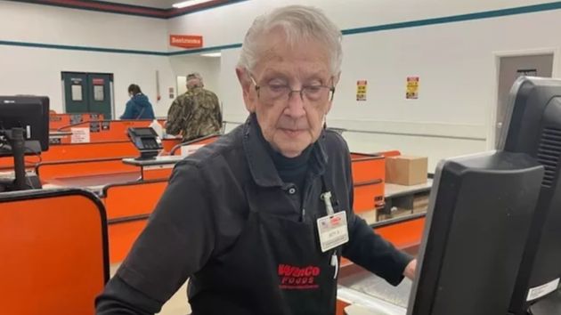 Betty (92 años): “necesitaba jubilarme y organicé una recaudación de fondos con la que conseguí 76.000 euros para pagar deudas y poder completar la pensión”