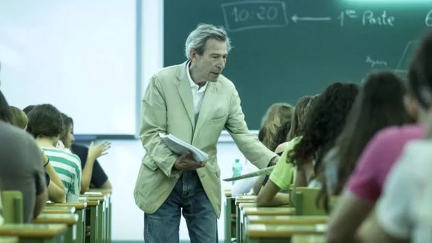 UGT alerta de la brecha salarial entre docentes: diferencias de hasta 680 euros al mes según la comunidad