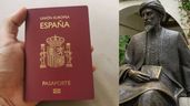 un pasaporte español y una estatua de Maimónides