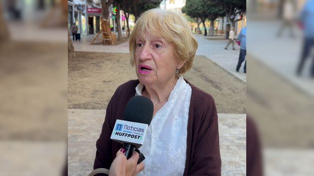 Manuela, jubilada, durante la entrevista