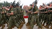 Un desfile militar de las Fuerzas Armadas