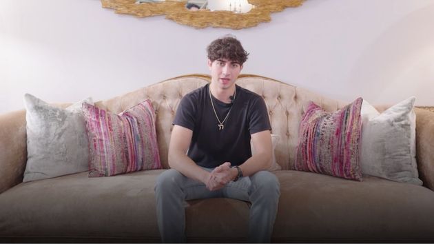  Zach Yadegari, emprendedor