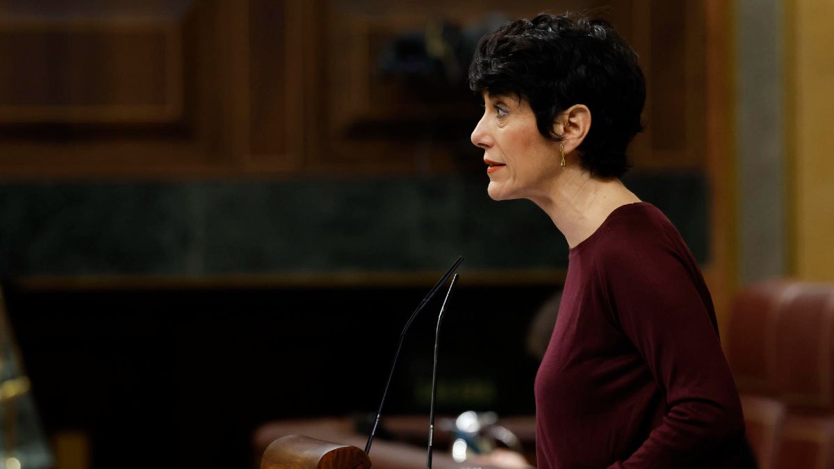 La ministra de Seguridad Social Elma Saiz durante el Congreso