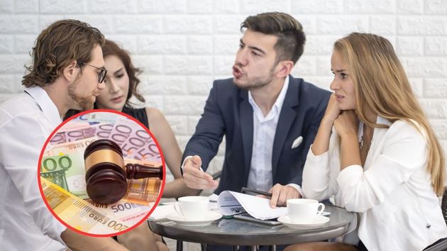 Un grupo de personas discutiendo junto a un mazo de juez con billetes de euro