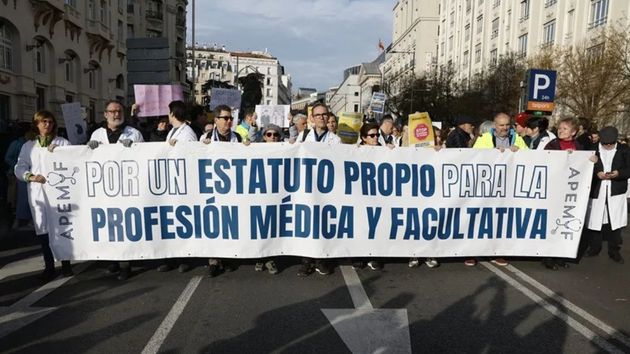 Sanitarios en una manifestación