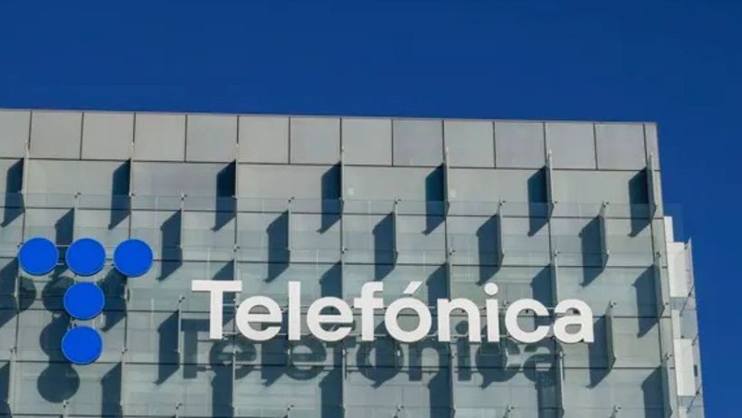 Telefónica y UGT firmarán el lunes el acuerdo del ERE con 4.539 salidas