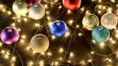 unas luces de navidad