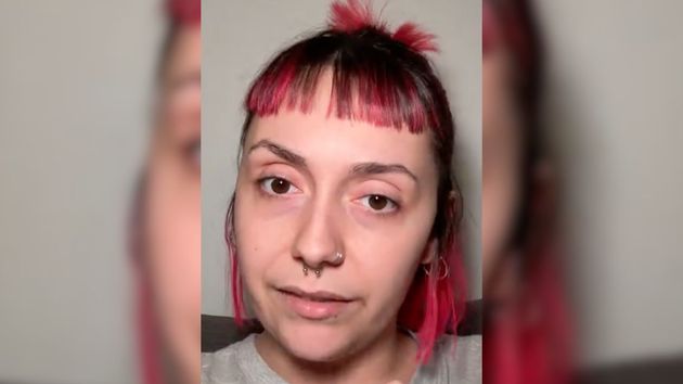 Una joven de Tik Tok, @laralladas