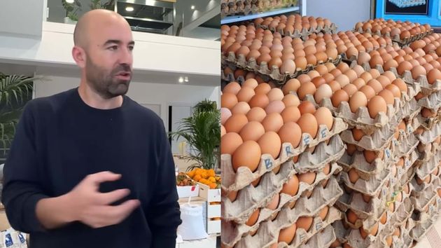 Jorge Camacho junto a varias docenas de huevos