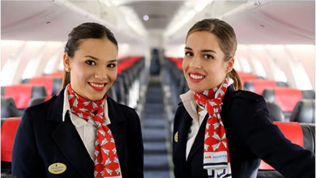 Dos azafatas de Air Nostrum