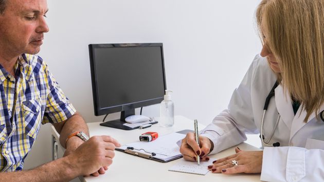 El absentismo laboral aumenta un 53% en España y su coste total sube a 129.000 millones de euros