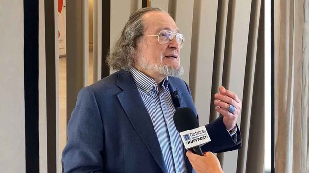 Santiago Niño Becerra durante una entrevista