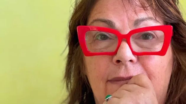 Sue Barr, de casi 70 años