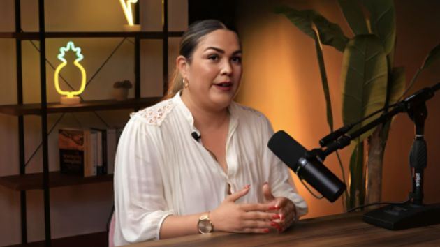 La española explicando su caso.