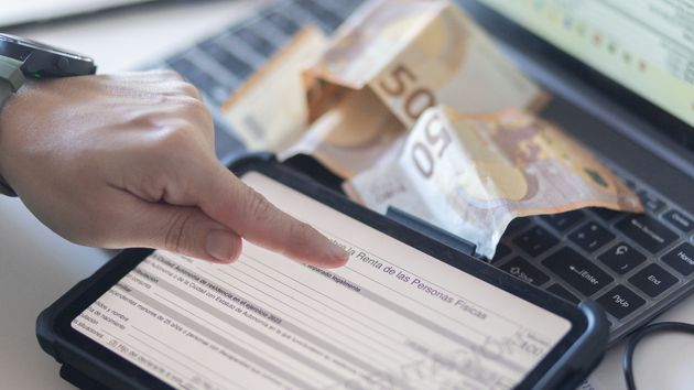 Hacienda permite deducir 1.800 euros en la Renta a las familias de Baleares con hijos estudiando fuera