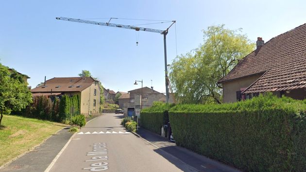 Una imagen de la grúa en la calle 