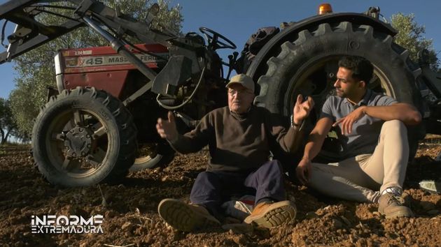 Paco Amaya junto al entrevistador