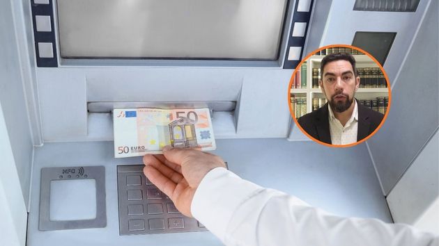 una persona sacando dinero del cajero y david jimenez