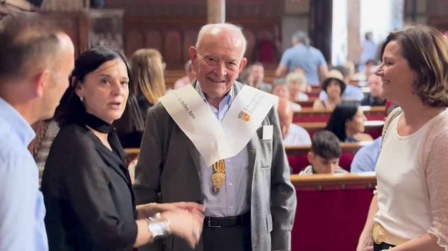 Miguel Ángel Gallo se gradúa en Bellas Artes a los 90 años: “A los 82 años agarré un pincel y una caja de pinturas, y me hice un lío tremendo"