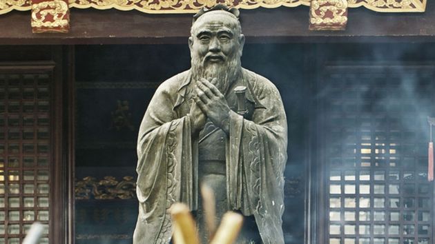 Estatua del gran pensador.