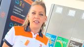 una trabajadora de gasolinera