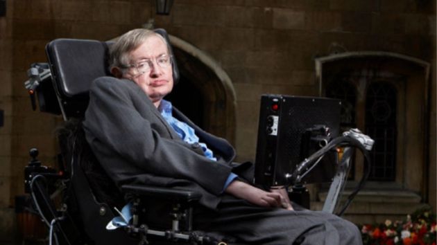 Stephen Hawking en el Gonville & Caius College de Cambridge.
