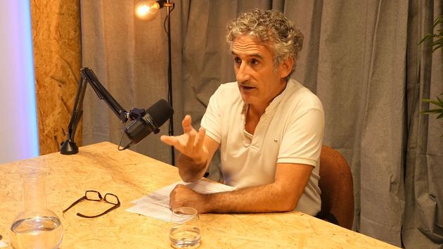 Alberto durante la entrevista