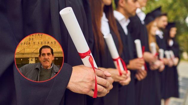 unos estudiantes con el diploma y una imagen de Miguel Ángel Bravo