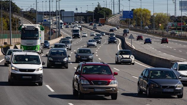 coches en la autopista
