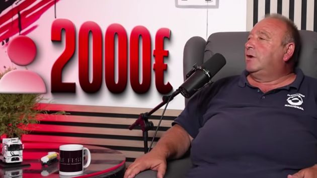 El camionero durante la entrevista