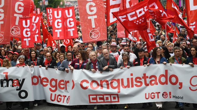 Pepe Álvarez y Unai Sordo, secretarios generales de UGT y CCOO, en la manifestación de 2025